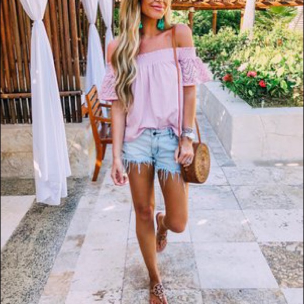 Express off the shoulder top (pink)